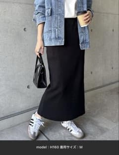 値下げしました！and Me＊セルフカットリブロングタイトスカート　Mサイズ　黒のサムネイル