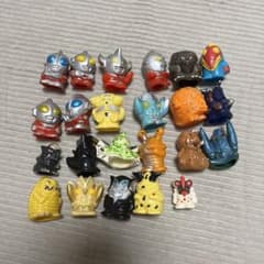【指人形】ウルトラマン　まとめ売り　27体セット　レトロのサムネイル