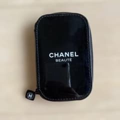 CHANEL BEAUTÉ ネイルケアセットのサムネイル