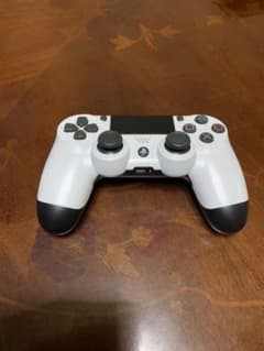 PS4コントローラー　純正のサムネイル