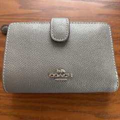 COACH 二つ折り財布 グレーのサムネイル