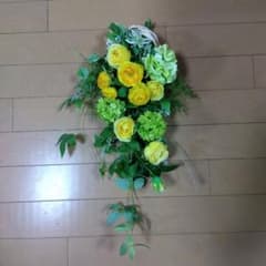 人工花スワッグ - 黄色と緑のフラワーのサムネイル