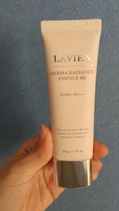 LAVIEN 　ラヴィアン　ダーマラディアンスエッセンスBBのサムネイル