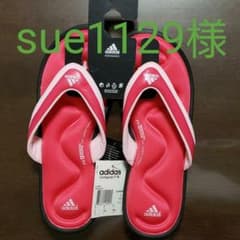 adidasビーチサンダルのサムネイル
