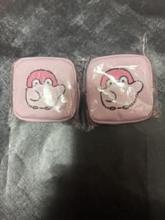2個セット コウペンちゃん カラビナつき刺繍スクエアミニポーチ 新品未使用