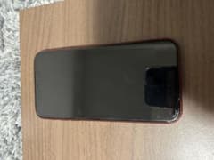 Apple iPhone 11 (赤) 本体　傷ありのサムネイル