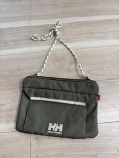 HELLY HANSEN サコッシュ カーキのサムネイル