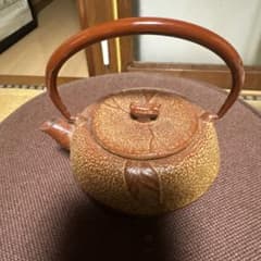 鉄瓶のサムネイル
