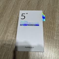 numbuz:n 5番 白玉グルタチオンＣ美容液のサムネイル