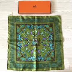 未使用タグ付き HERMES エルメス プチカレ 古き良きアメリカ スカーフ 夏 未使用タグ付き HERMES エルメス プチカレ 古き良きアメリカ スカーフ