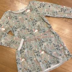 H&M ベルト付きワンピース　130のサムネイル