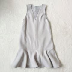 新品未使用　ANAYI アナイ　ラッフルヘムジャンパースカート　グレージュ 新品未使用 ANAYI アナイ ラッフルヘムジャンパースカート