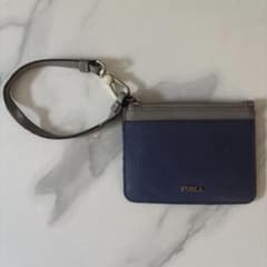 FURLA パスケース 定期入れ コインケースのサムネイル