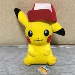 ピカチュウ ぬいぐるみのサムネイル