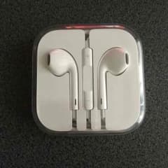 イヤフォン☆iPhone6s☆正規品のサムネイル