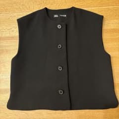 ZARA ボタン ベストトップス ZW COLLECTION XSのサムネイル
