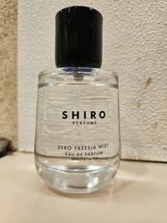 【限定品】shiro ゼロフリージア ミスト オードパルファン 50mlのサムネイル