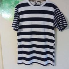 UNIQLO ボーダーTシャツ ネイビー×ホワイトのサムネイル