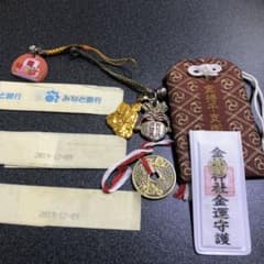 札束の帯とお守りセットのサムネイル