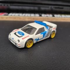 Hot Wheels Ford RS200 ミニカーのサムネイル