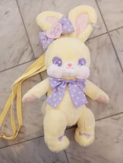 Cuteリリカルバニーぬいぐるみリュック イエロー 美品 - メルカリ