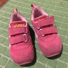 アシックス 16.5センチ ピンク（記名なし中古）のサムネイル