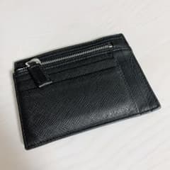 プラダ★ミニマリスト財布★カードホルダー★期間限定お値下げのサムネイル
