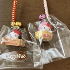 ハローキティ 温泉卵 ストラップ 2個セット - メルカリ