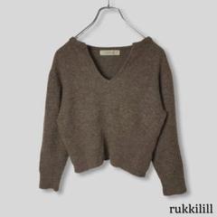 rukkilill｜Vネックコンパクトニット