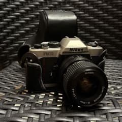Nikon ニコン　FM10　一眼レフカメラ　NIKKOR　レンズ　純正ケース 美品 NIKON FM10一眼カメラ 純正ケース・レンズ付き - メルカリ