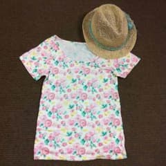 値下げ！ earth 花がらTシャツのサムネイル
