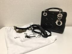 lady Dior のミニバッグのサムネイル