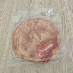 ケンタッキー　ビスケット型お昼寝枕のサムネイル