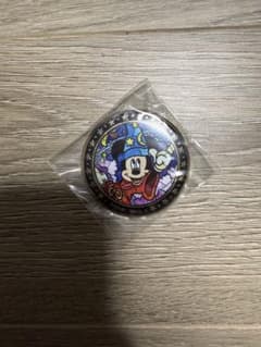 ディズニー 魔法使いの弟子 ミッキー 缶バッジ - メルカリ