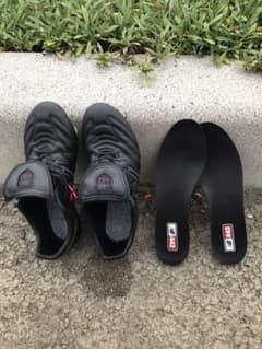 ニューバランス サッカー スパイク size25.5のサムネイル