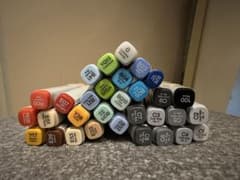 copic 31本　ケース付きセット　コピックのサムネイル