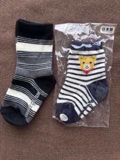 ベビーキッズ靴下 2足セット （COMME CA ISMとミキハウス）のサムネイル