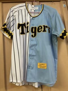 阪神タイガース　ユニフォーム　URBAN RESEARCH　Sサイズ 阪神タイガース ユニフォーム URBAN RESEARCH Sサイズ - メルカリ