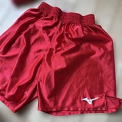 Mizuno 赤 ショートパンツ Mのサムネイル