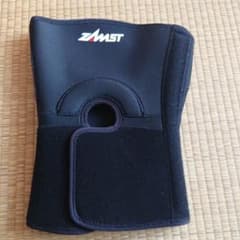 ザムスト膝サポーター 4XL (5L)のサムネイル