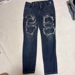 American Eagle スキニーデニム ダメージ加工のサムネイル
