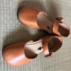 ジュンちゃん様専用    トゥーハンドレッドフロムヒア  ストラップシューズのサムネイル