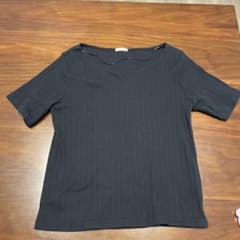 GU ブラック Vネック 半袖Tシャツのサムネイル