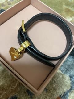 MIU MIU ブラックレザーブレスレットのサムネイル