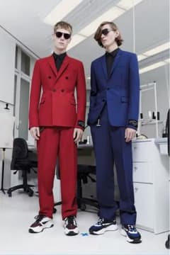 DIOR HOMME ATELIERコレクション ブルースーツのサムネイル