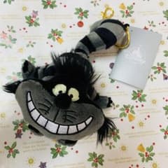 超貴重　チェシャ猫　ぬいぐるみキーチェーン　小物入れ　ディズニーストア　タグ付き ディズニーストア チェシャ猫 ぬいぐるみキーチェーン 黒 - メルカリ