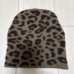 ヒョウ柄 ニット帽 ビーニーのサムネイル