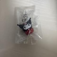 サンリオ　めじるしアクセサリー　クロミ　いちごのサムネイル