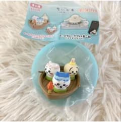 映画ちいかわ デスクトップフィギュア スマホスタンド ちいかわ ハチワレのサムネイル