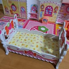 メルちゃんのベッド　ベッド　折り畳み可能のサムネイル